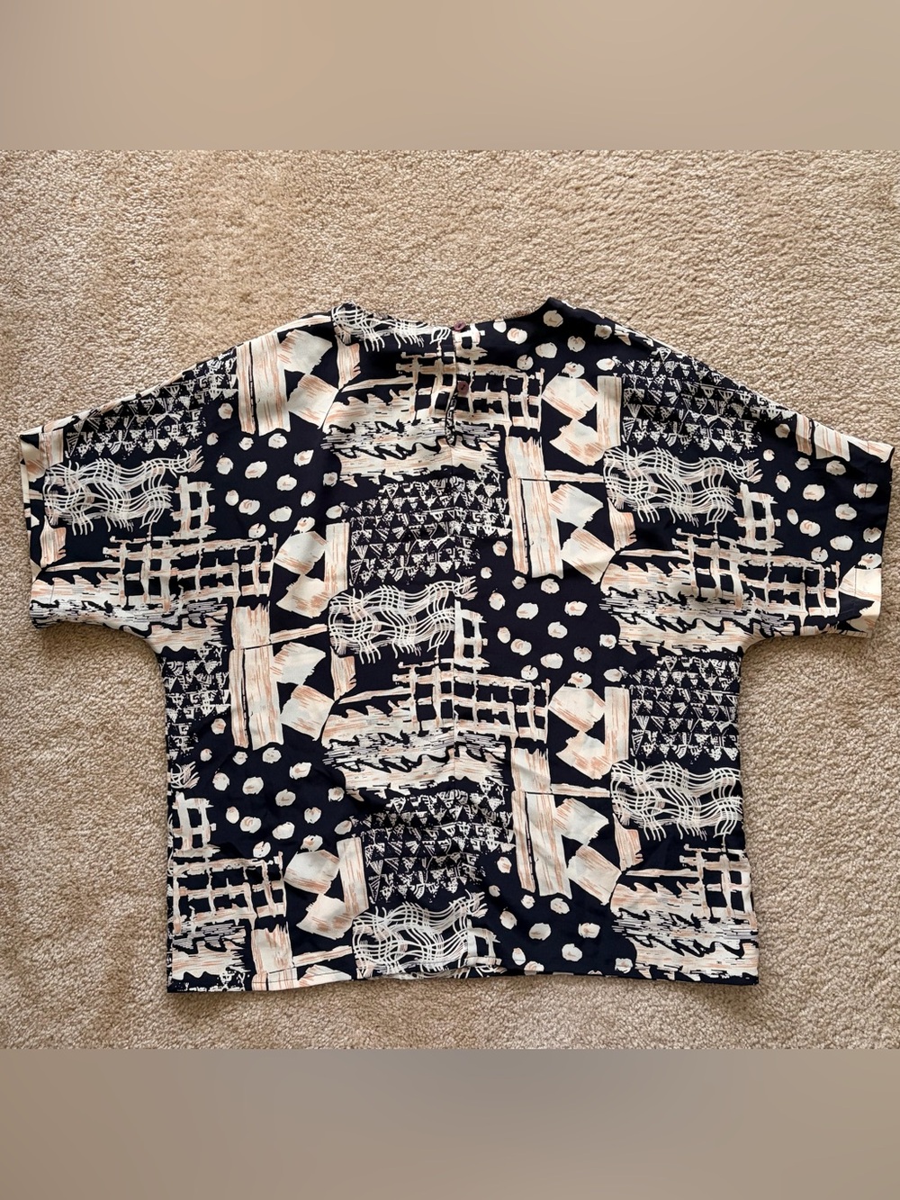 Abstract Print Blouse - Picture 4 of 6